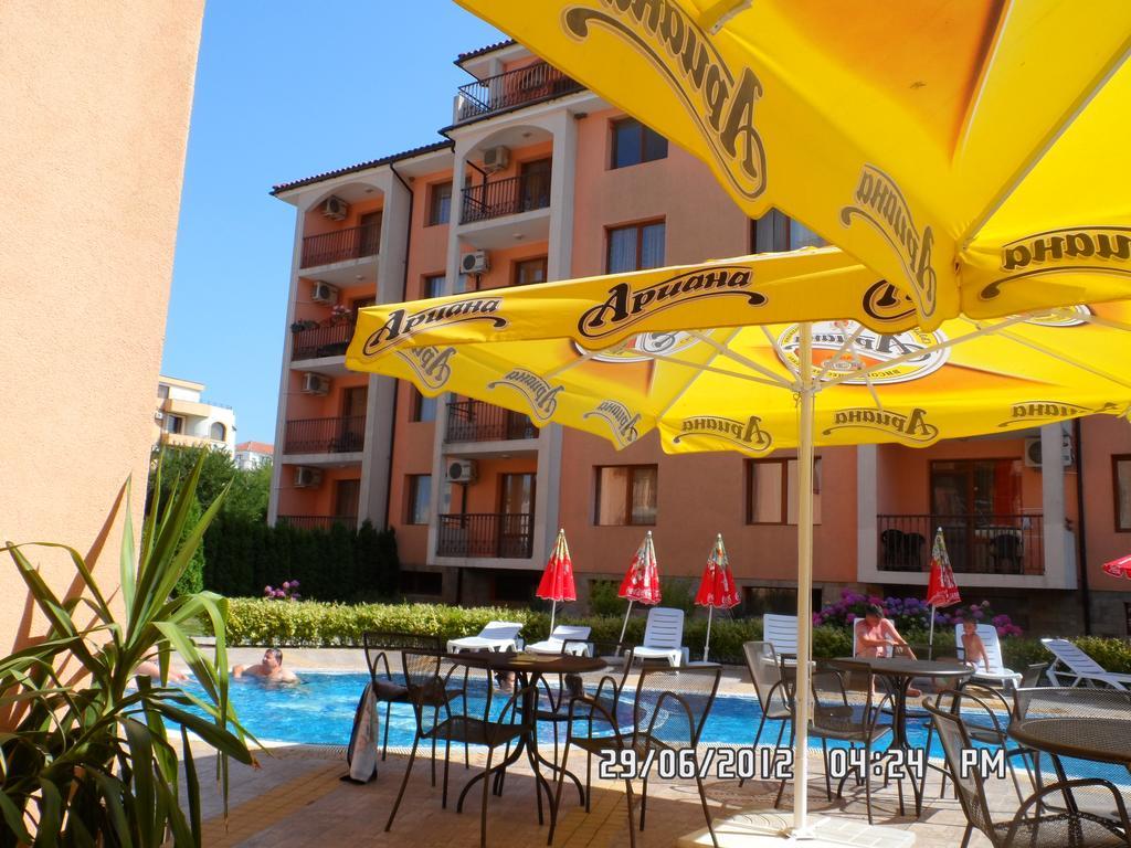Gardenia Apartments Primorsko Eksteriør bilde